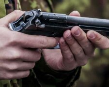 Легалізація цивільної зброї: українці вирішили, як буде краще