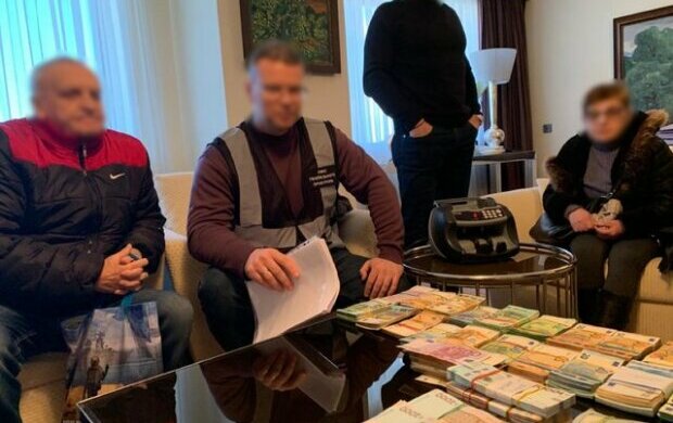 Грабуй награбоване: як Україна втрачала державні родовища на користь олігархів