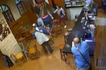 Россияне избили бармена из Украины в Испании: появились кадры инцидента