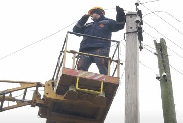 Графики отключения света в Сумах на 26 декабря