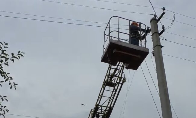 Графіки відключення світла у Чернігові на 3 квітня