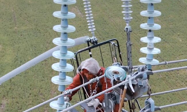 Графики отключения света в Ровенской области на 9 апреля