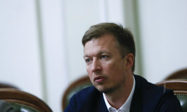 андрей николаенко