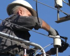 Графіки відключення світла у Дніпропетровській області на 2 липня