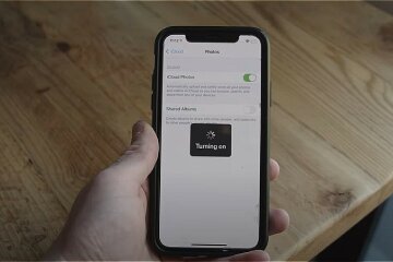 мобільний телефон, смартфон