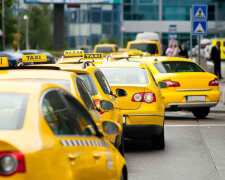 Во сколько обойдется такси на праздники