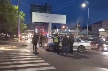 Підліток влаштував гонки з поліцією на вулицях Одеси, відео: "збив матір, а потім..."