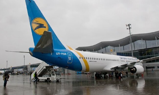 Новая проблема с авиасообщением, в Украине приняли радикальное решение: "только в 2023 году..."