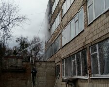 Киев школа горит