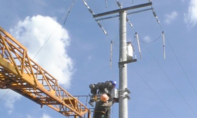 Графіки відключення світла у Полтавській області на 5 березня