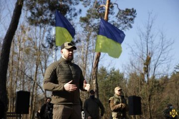 Билецкий созывает украинцев на протесты к ОП