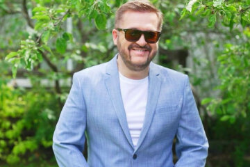 Александр Пономарев