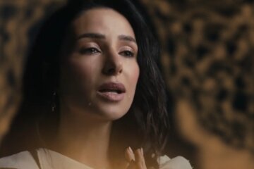 Злата Огневич грустная