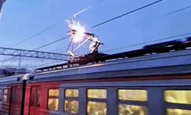 Беда в Одессе: подросток сделал селфи на крыше поезда и страшно обгорел, врачи делают все возможное