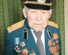 У "ЛНР" 94-річний ветеран відмовився зняти нагороди України, всупереч погрозам окупантів