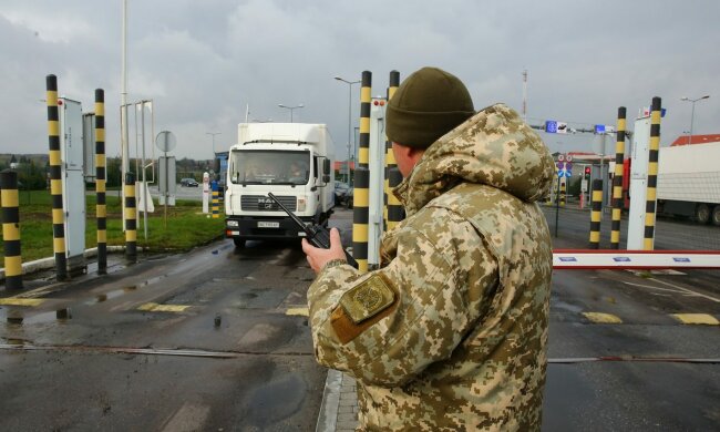 На кордоні України готуються провокації напередодні виборів: «Майдан 3.0»