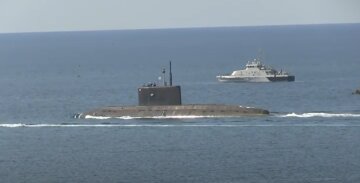 Росія запустила в Чорне море всі діючі підводні човни: що тепер загрожує українцям