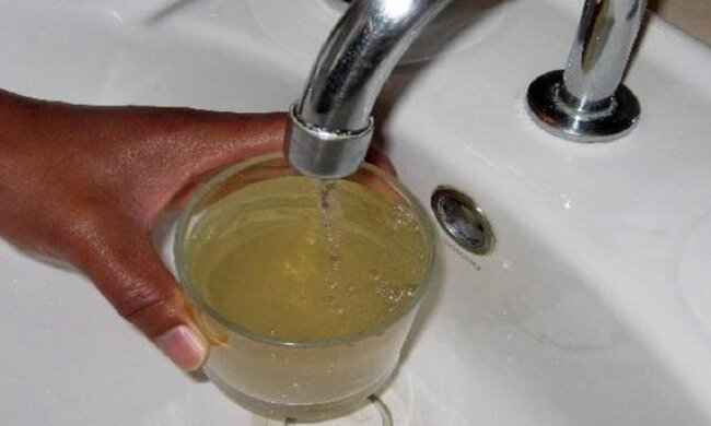 На Одещині з кранів потекла небезпечна для життя вода: відомо де
