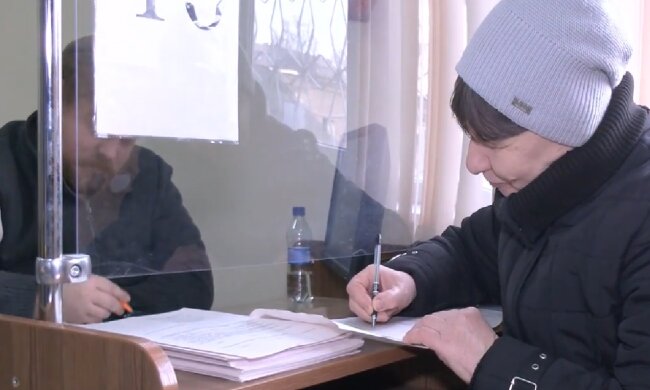 Безкоштовні продукти для ВПО та пенсіонерів у Сумській області