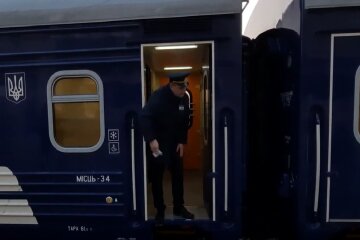 Новый график движения поездов в Днепропетровской области