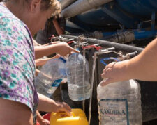 "Окупант позбавив доступу до чистої води": жителі Криму благають Україну про допомогу