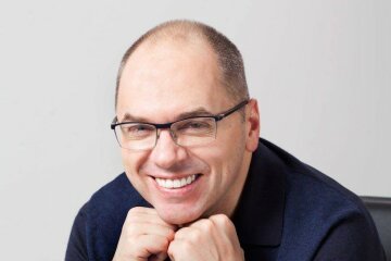 Дружина глави МОЗ Степанова в день його призначення зареєструвала медичну фірму - ЗМІ