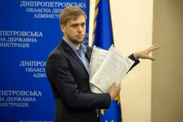 ЗМІ: Бондаренко і Олійник віддали тендер на ремонт лікарні в Кривому Розі фірмі з сумнівною репутацією