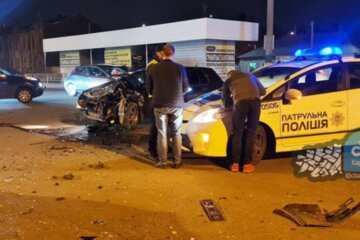 У Харкові трапилася жорстка аварія, машини всмятку: кадри з місця ДТП