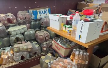 Безкоштовні продукти для ВПО та пенсіонерів в Одесі