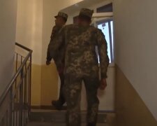 Киевлянина с инвалидностью позвали в военкомат, гремит скандал: "Сам себя не обслуживает"