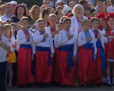 Доній розповів, чим відгукнеться "нав'язування" дітям гімну України: "Будуть з'являтися..."
