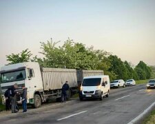Бандиты устроили массовые нападения на водителей в Одесской области: видео, как действовали преступники