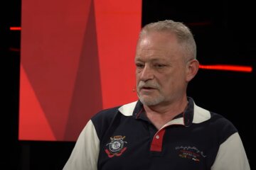 Андрей Золотарев