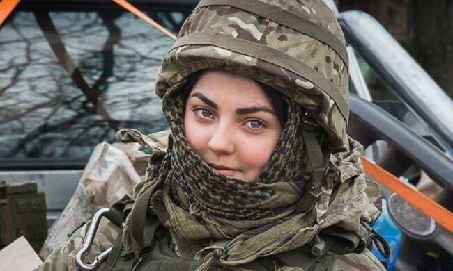 "Грязь, крысы и душ раз в 4 дня": участница конкурсов красоты пошла добровольцем на Донбасс