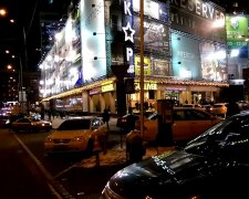 "Фонтан, як в Еміратах": у центрі Києва прорвало трубу, відео масштабної НП