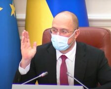 Карантин в Украине максимально продлен, заявление Шмыгаля: "Ограничения будут действовать до..."