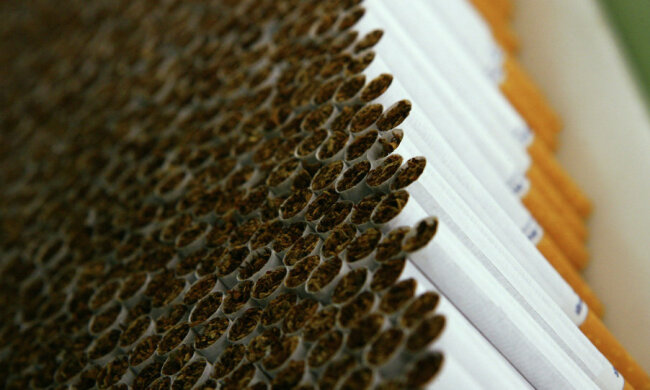 Як контрабанда з окупованого Донецька потрапляє до Польщі