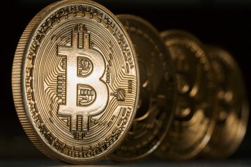 курс биткоина на 11 мая