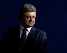 Merkel Meets With New Ukrainian President Poroshenko