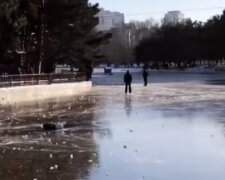 НП в парку Одеси, забави на "ковзанці" обернулися нещастям: очевидці зняли все на відео