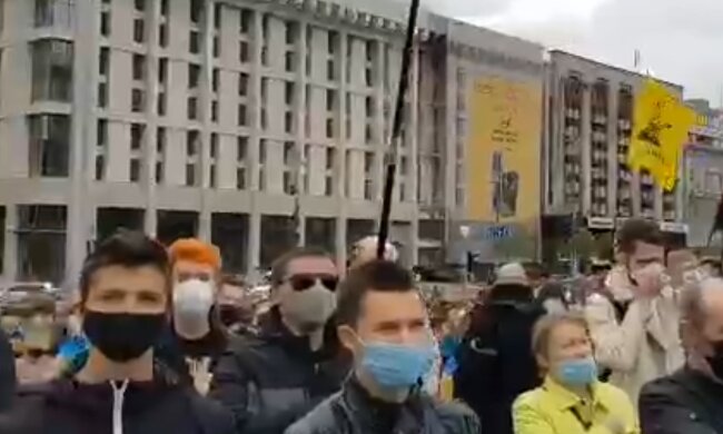 Українці вийшли на Майдан через Зеленського, в центр стягують Нацгвардію і поліцію: кадри бунту
