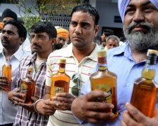 Индийскую деревню оштрафовали за распитие алкоголя