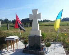 На Львовщине открыли памятник жертвам польской армии (фото)