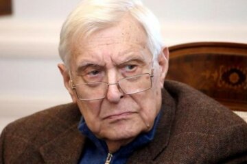 Олег Басілашвілі