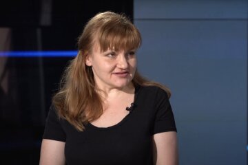 В открытом доступе обязательно должна быть указана заработная плата всех директоров департаментов, - Глушко