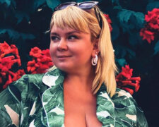 Українка з 13-м розміром бюста дала потанцювати своїм "бомбочкам": "Кішечка на тусовочці"