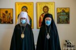Митрополит Антоний в Ливане передал митрополиту Бейрута помощь на восстановление храмов, пострадавших от взрыва