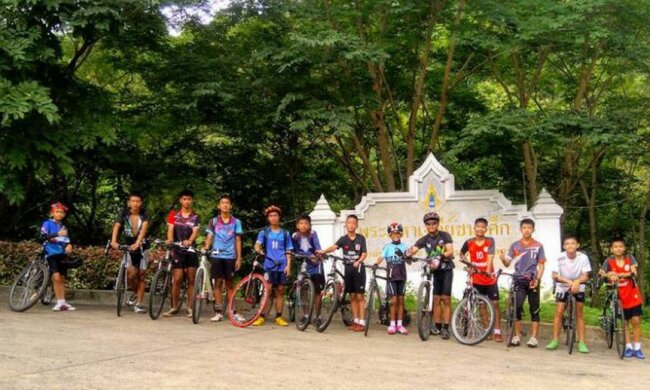 дети, футбольная команда