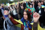Донбас, хабарі і безробіття: українці відверто розповіли про головні проблеми в країні