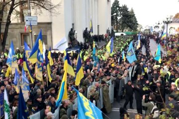 бунт под верховной Радой, митинг, толпа